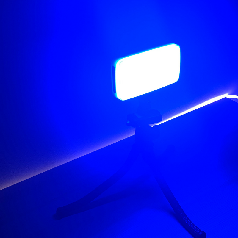 Luz LED RGB Vijim VL196 con Difusor y Panal