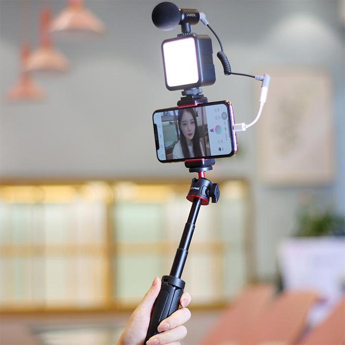 Vlog Kit 7 Ulanzi Trípode, Luz y Soporte de Smartphone
